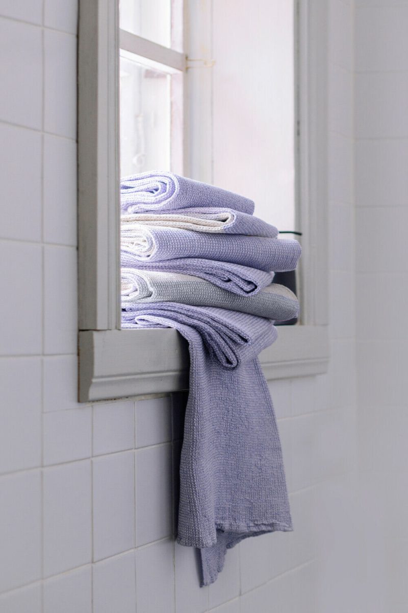 lapuankankurit terva towels white lavender and white multi lavender 1 small 6056e6b6 f695 4671 8ca3 93ad64839216