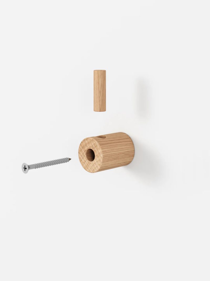 moebe wooden wall hook pp oak high res 01